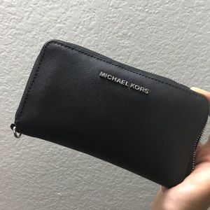 Micheal Kors Wallet